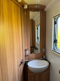 USED 2015 15 BAILEY APPROACH AUTOGRAPH 740 4 BERTH BLACK CAB LUXURY MOTORHOME 2.2 BOXER 130 BHP 4 BERTH 2 TRAVEL SEATS F.S.H