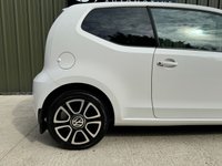USED 2017 VOLKSWAGEN UP 1.0 HIGH UP TSI 3d 89 BHP 