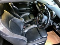 USED 2018 18 MINI CONVERTIBLE 2.0 COOPER S 2d 189 BHP 2 OWNER // CHILLI PACK // GOOD SERVICE HISTORY//FULL LEATHER HEATED//PARK CAMERA//BLUETOOTH//DAB//ADVANCED CAR EYE//  FULL LEATHER/SATNAV/DAB/PARK CAMERA