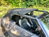 USED 2018 18 MINI CONVERTIBLE 2.0 COOPER S 2d 189 BHP 2 OWNER // CHILLI PACK // GOOD SERVICE HISTORY//FULL LEATHER HEATED//PARK CAMERA//BLUETOOTH//DAB//ADVANCED CAR EYE//  FULL LEATHER/SATNAV/DAB/PARK CAMERA