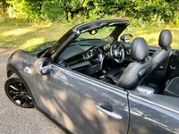 USED 2018 18 MINI CONVERTIBLE 2.0 COOPER S 2d 189 BHP 2 OWNER // CHILLI PACK // GOOD SERVICE HISTORY//FULL LEATHER HEATED//PARK CAMERA//BLUETOOTH//DAB//ADVANCED CAR EYE//  FULL LEATHER/SATNAV/DAB/PARK CAMERA