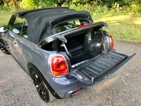 USED 2018 18 MINI CONVERTIBLE 2.0 COOPER S 2d 189 BHP 2 OWNER // CHILLI PACK // GOOD SERVICE HISTORY//FULL LEATHER HEATED//PARK CAMERA//BLUETOOTH//DAB//ADVANCED CAR EYE//  FULL LEATHER/SATNAV/DAB/PARK CAMERA