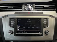 USED 2015 15 VOLKSWAGEN PASSAT 1.6 TDI BlueMotion Tech SE Business Estate 5dr Diesel DSG Euro 6 (s/s) (120 ps) Sat Nav, DAB, &pound;20Tax, Belt Done