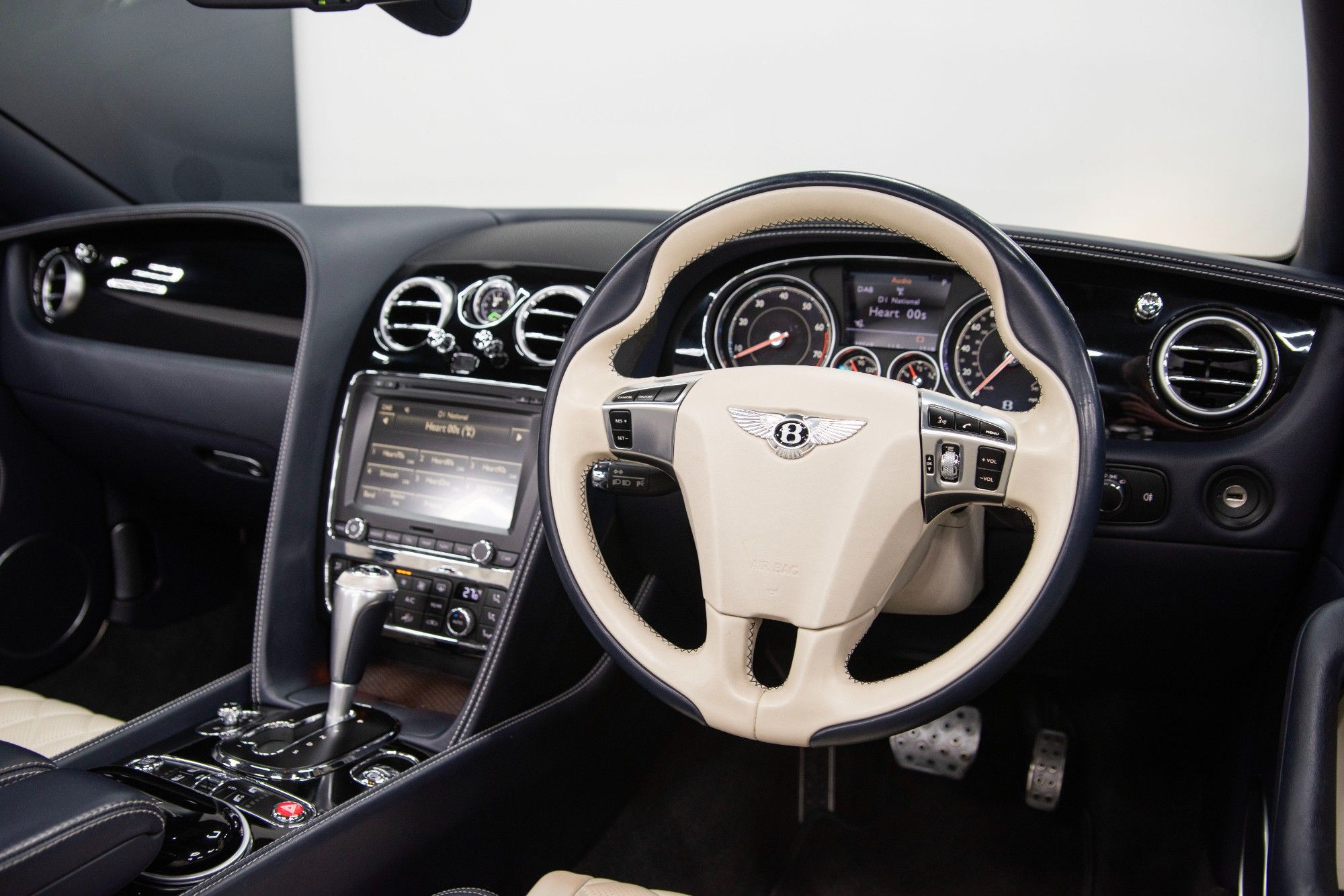 USED 2017 BENTLEY CONTINENTAL 4.0 GT V8 S MDS 