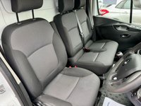 USED 2021 21 RENAULT TRAFIC 2.0 SL30 BUSINESS ENERGY DCI 120 BHP ** DIESEL.....6 SPEED.......1 OWNER FROM NEW..........DOCUMENTED SERVICE HISTORY.......�&pound;190 ROAD TAX.........40 MPG........BUSINESS EDITION........NICE SPEC.........SATNAV..........TOUCHSCREEN MEDIA.........AIRCON.........PARKING SENSORS.......SIDE LOADING DOOR.........PLY LINED.........EXCEPTIONAL CONDITION THROUGHOUT ........PLUS V.A.T ** 