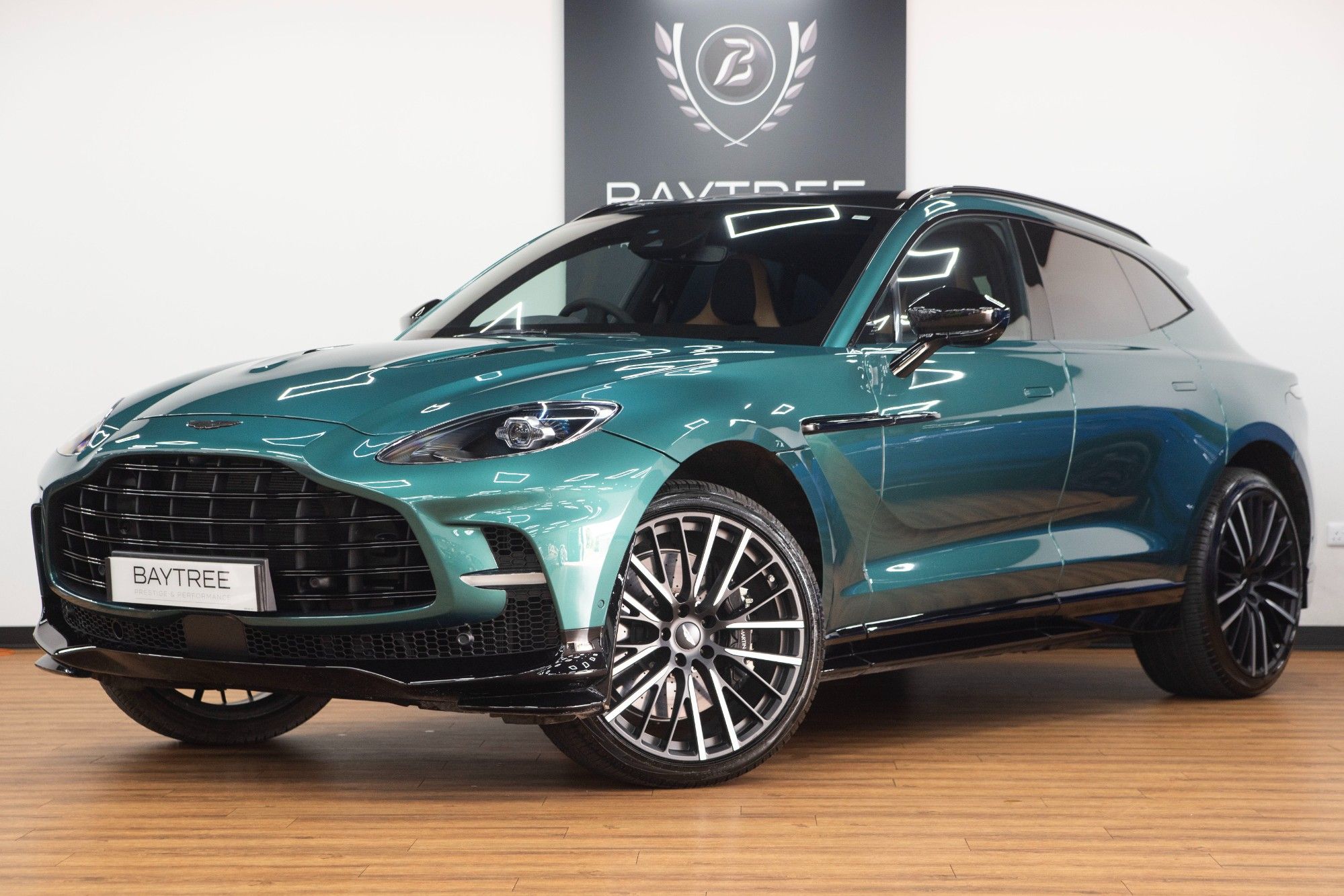 USED 2023 P ASTON MARTIN DBX 4.0 V8 707 SUV 