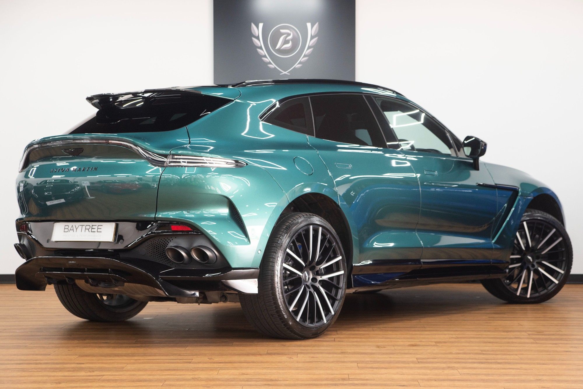 USED 2023 P ASTON MARTIN DBX 4.0 V8 707 SUV 