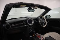 USED 2014 64 MINI ROADSTER 1.6 COOPER 2d 120 BHP OVER &pound;6,000 OF EXTRAS AND ONLY CONVERED 44,000 MILES