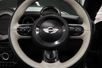 USED 2014 64 MINI ROADSTER 1.6 COOPER 2d 120 BHP OVER &pound;6,000 OF EXTRAS AND ONLY CONVERED 44,000 MILES