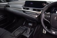 USED 2020 70 LEXUS ES 2.5 300H F SPORT 