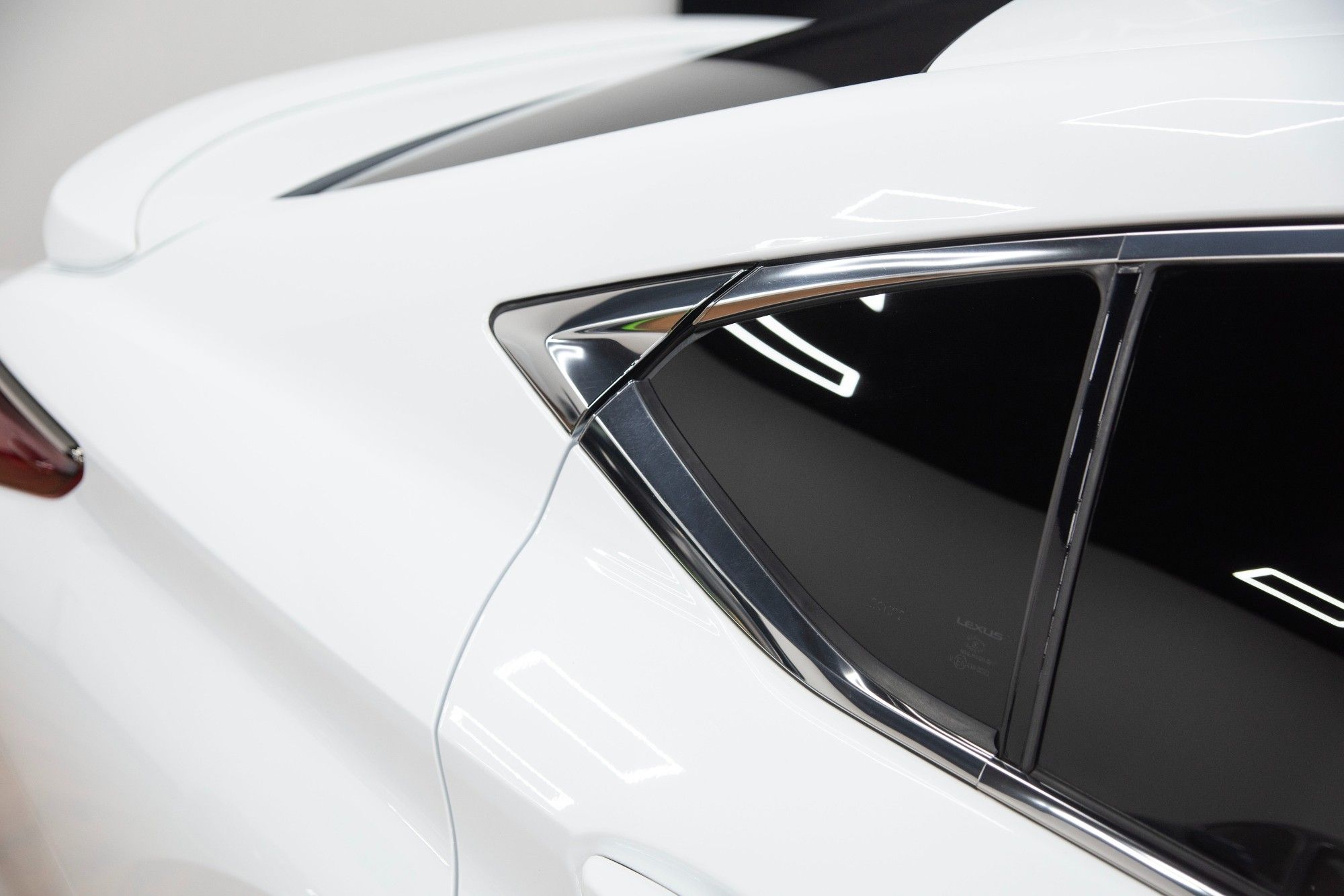 USED 2020 70 LEXUS ES 2.5 300H F SPORT 