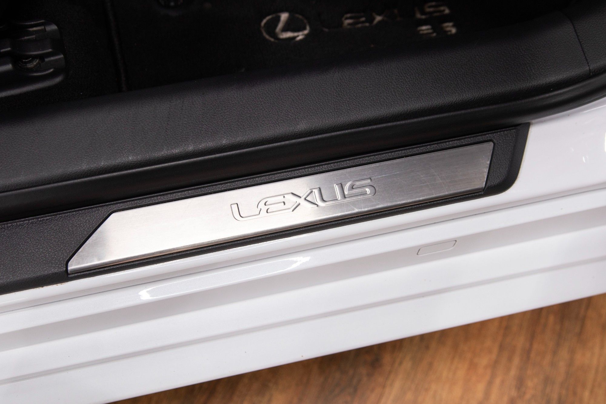 USED 2020 70 LEXUS ES 2.5 300H F SPORT 