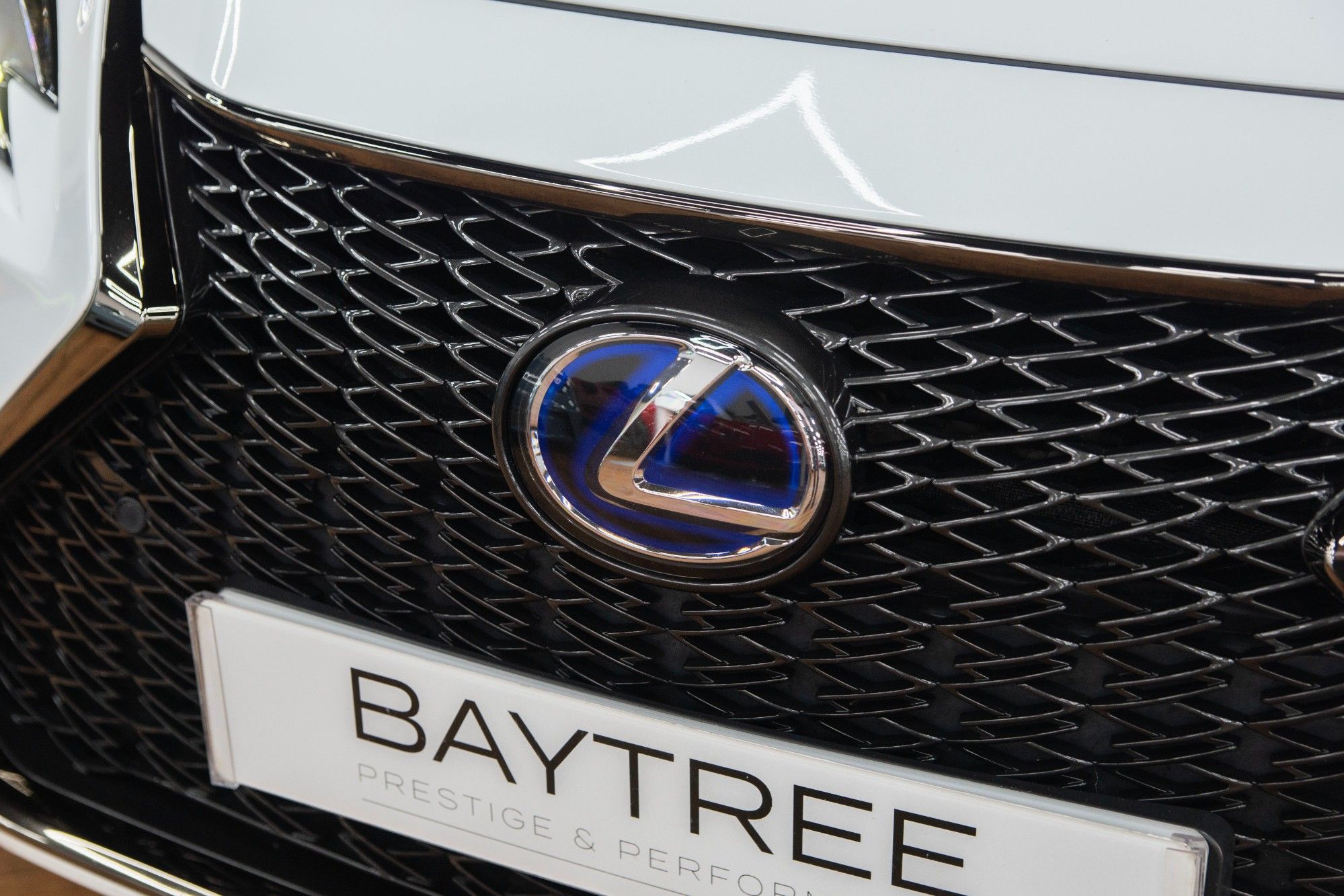 USED 2020 70 LEXUS ES 2.5 300H F SPORT 