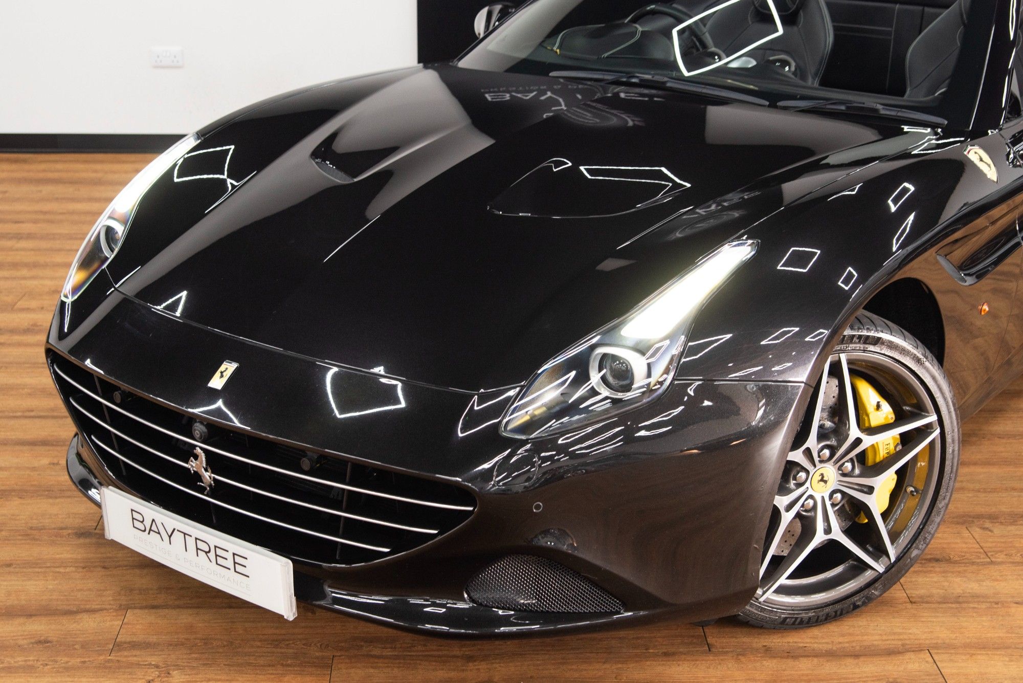 USED 2015 M FERRARI CALIFORNIA 3.9 DD 