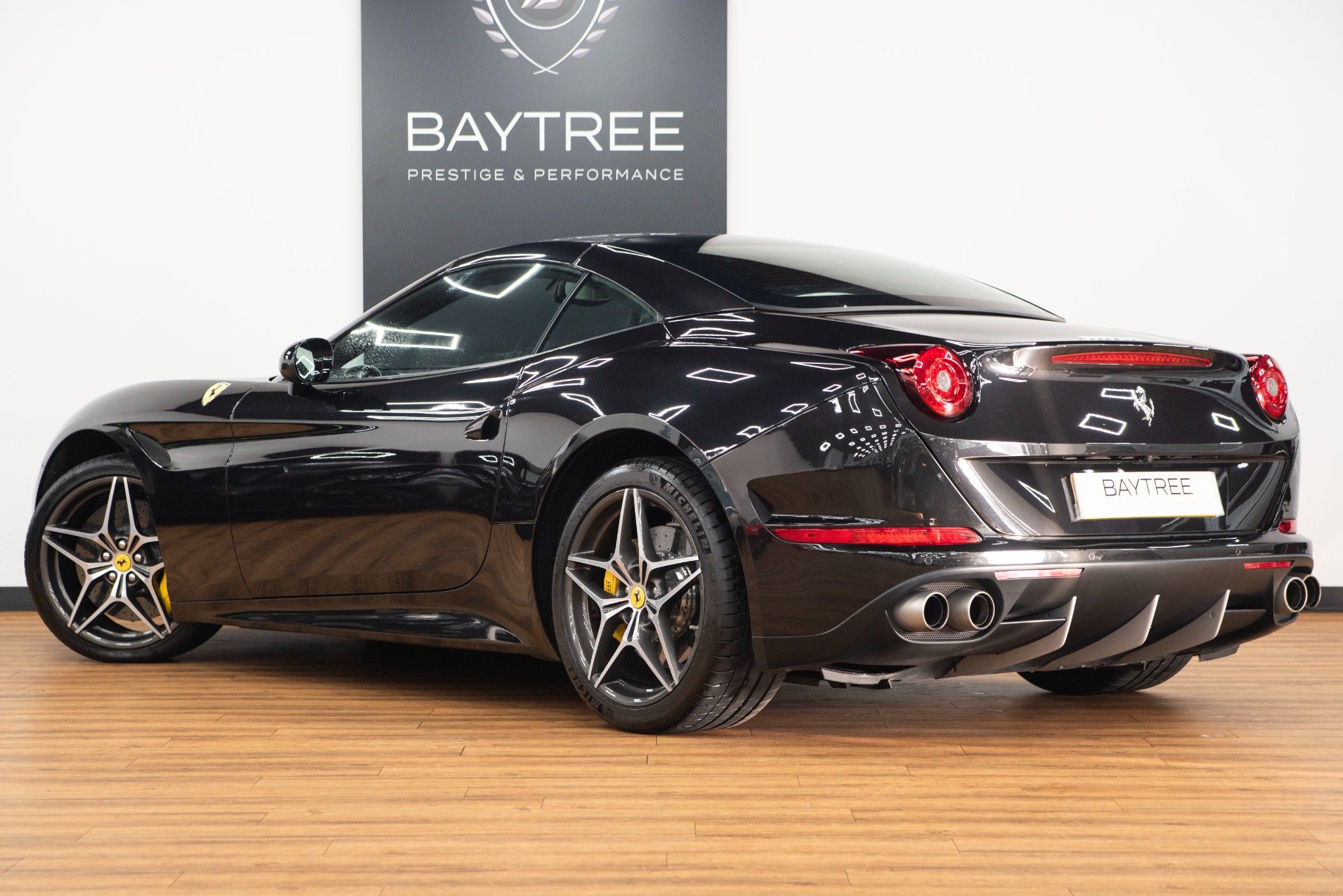 USED 2015 M FERRARI CALIFORNIA 3.9 DD 