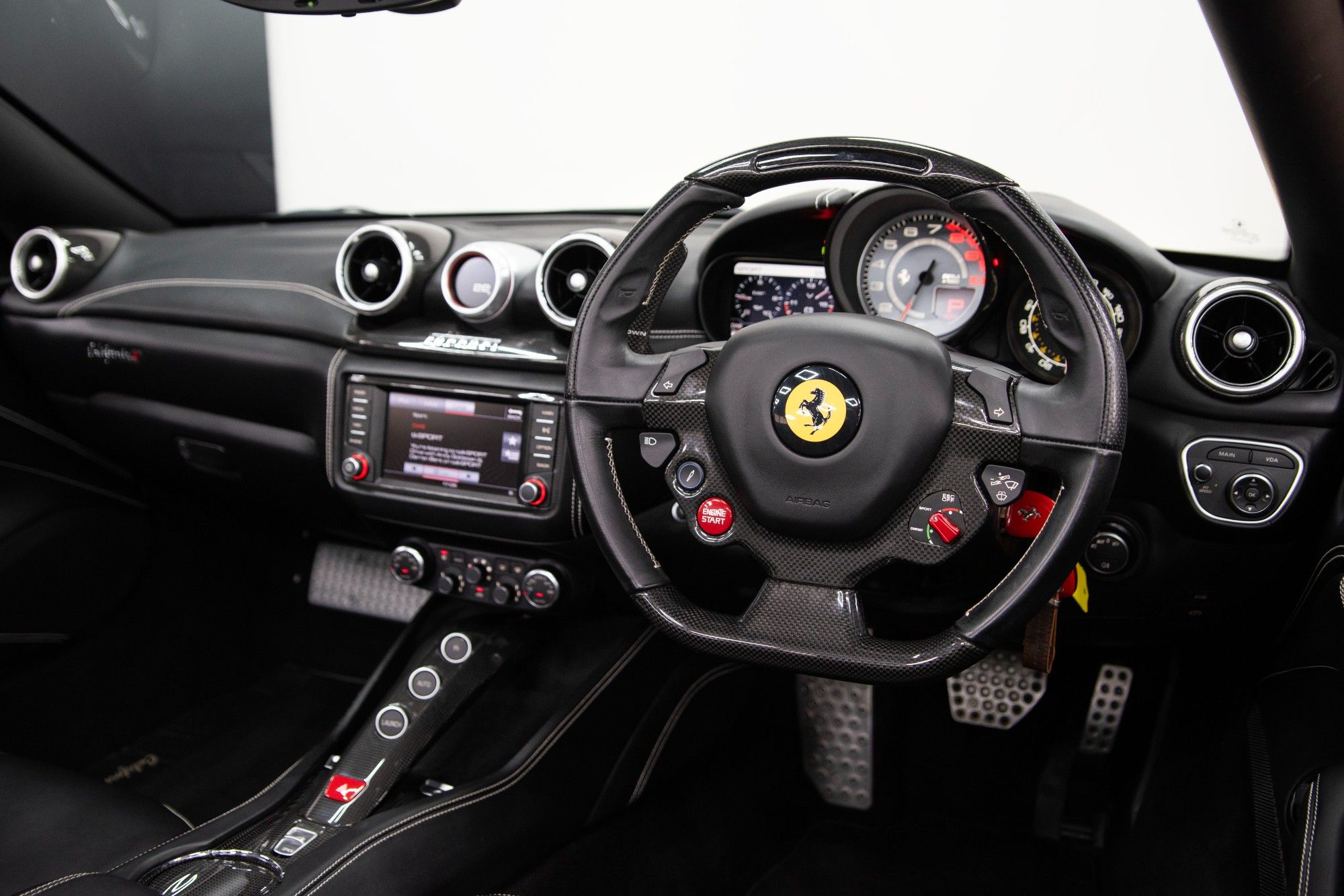 USED 2015 M FERRARI CALIFORNIA 3.9 DD 