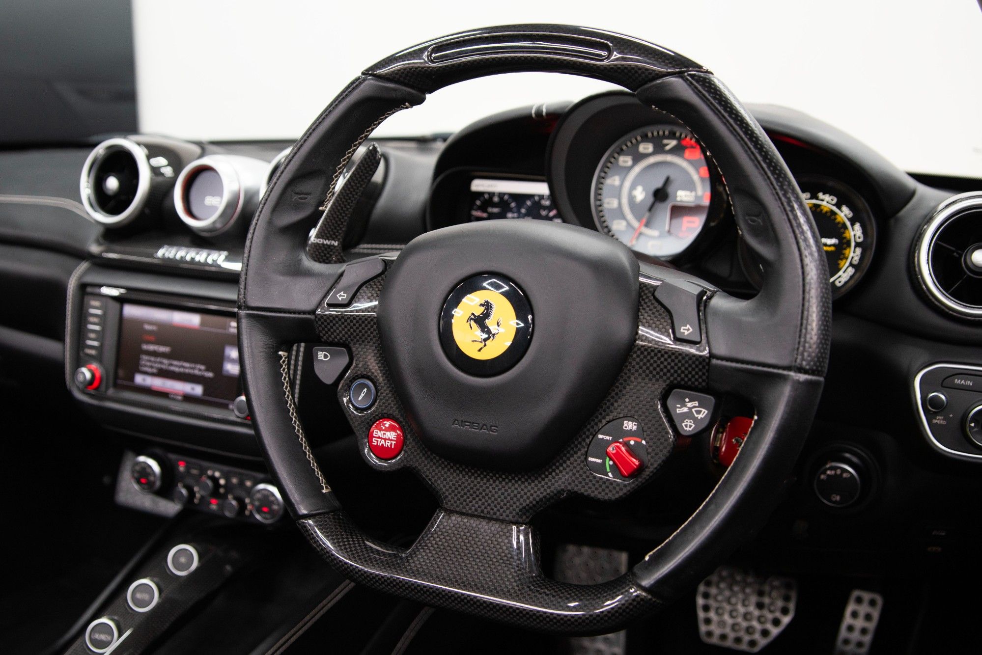 USED 2015 M FERRARI CALIFORNIA 3.9 DD 