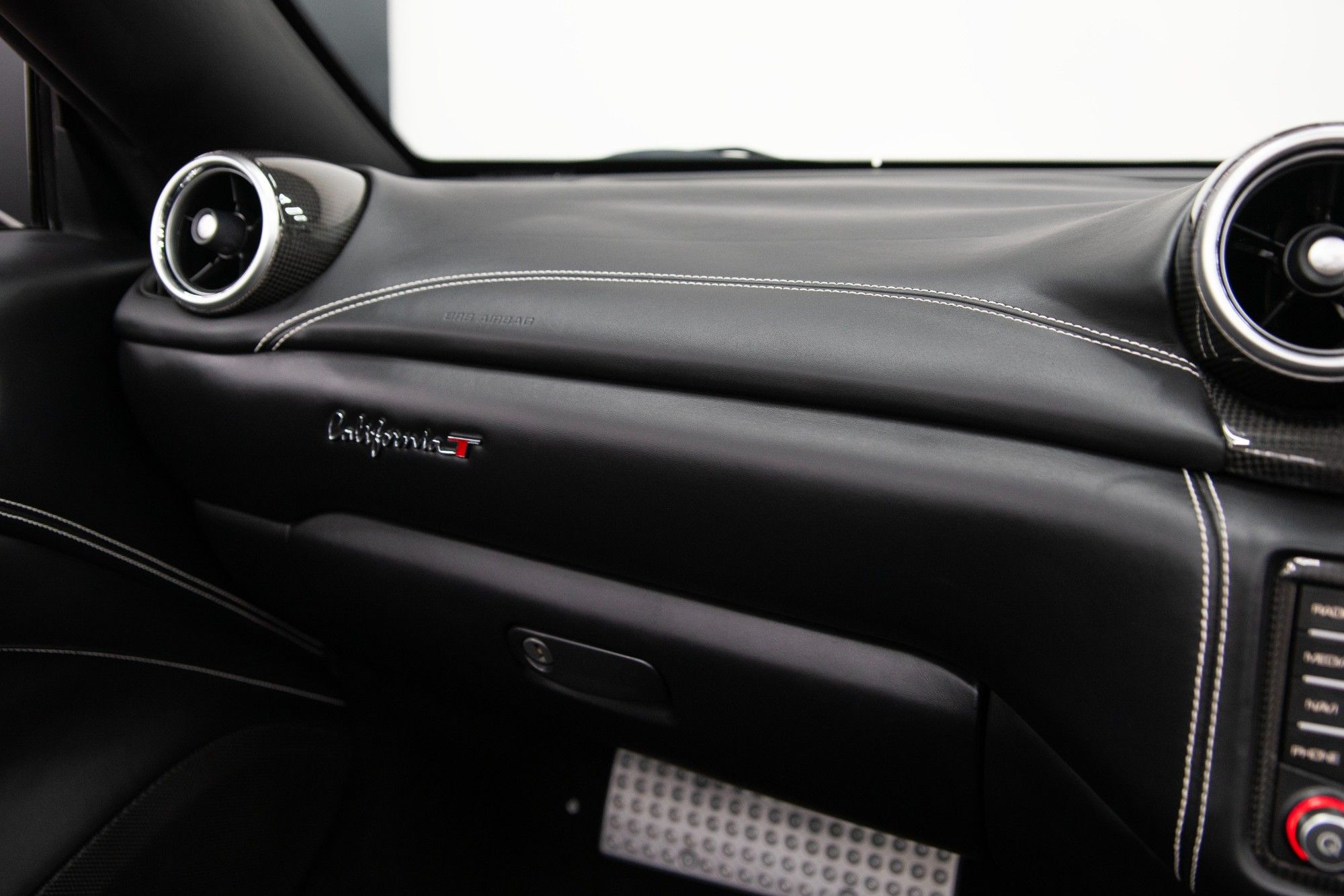 USED 2015 M FERRARI CALIFORNIA 3.9 DD 