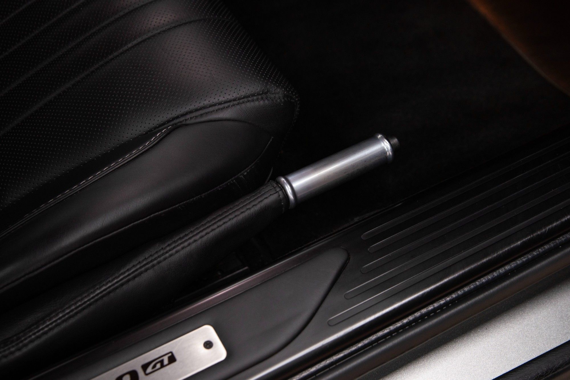 USED 2015 65 ASTON MARTIN DB9 5.9 V12 