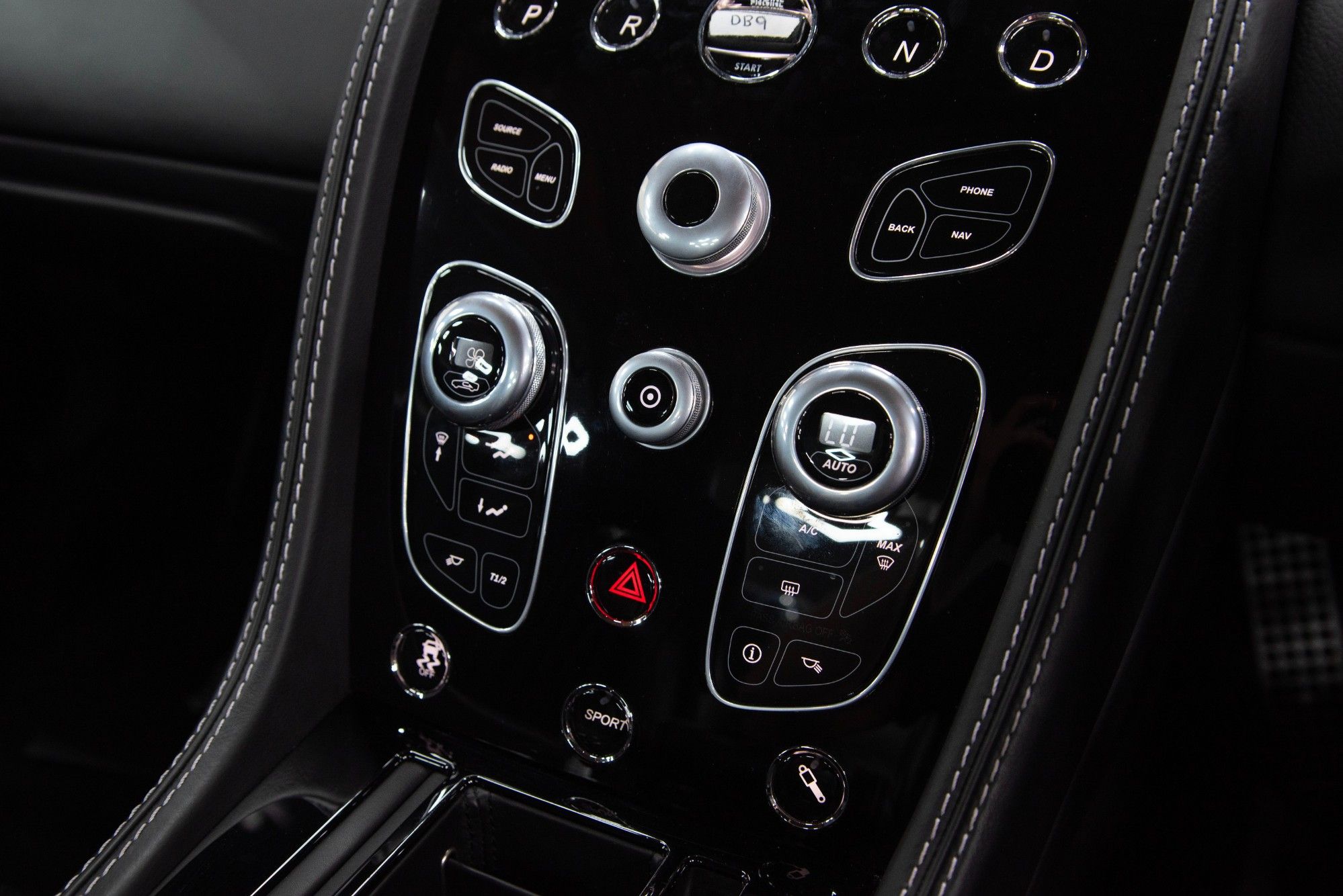 USED 2015 65 ASTON MARTIN DB9 5.9 V12 