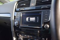 USED 2016 16 VOLKSWAGEN GOLF 2.0 R DSG 3d 298 BHP 1 OWNER FROM NEW / CAR PLAY