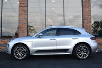 USED 2017 17 PORSCHE MACAN 2.0 PDK 5d 248 BHP PAN ROOF / HIGH SPEC / 1 OWNER