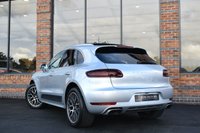 USED 2017 17 PORSCHE MACAN 2.0 PDK 5d 248 BHP PAN ROOF / HIGH SPEC / 1 OWNER