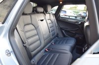 USED 2017 17 PORSCHE MACAN 2.0 PDK 5d 248 BHP PAN ROOF / HIGH SPEC / 1 OWNER