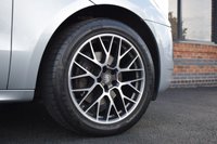 USED 2017 17 PORSCHE MACAN 2.0 PDK 5d 248 BHP PAN ROOF / HIGH SPEC / 1 OWNER