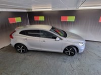 USED 2017 67 VOLVO V40 2.0 D3 R-DESIGN NAV PLUS 5d 148 BHP 6 months warranty
