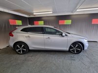 USED 2017 67 VOLVO V40 2.0 D3 R-DESIGN NAV PLUS 5d 148 BHP 6 months warranty