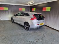 USED 2017 67 VOLVO V40 2.0 D3 R-DESIGN NAV PLUS 5d 148 BHP 6 months warranty