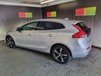USED 2017 67 VOLVO V40 2.0 D3 R-DESIGN NAV PLUS 5d 148 BHP 6 months warranty