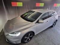 USED 2017 67 VOLVO V40 2.0 D3 R-DESIGN NAV PLUS 5d 148 BHP 6 months warranty
