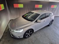 USED 2017 67 VOLVO V40 2.0 D3 R-DESIGN NAV PLUS 5d 148 BHP 6 months warranty