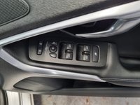USED 2017 67 VOLVO V40 2.0 D3 R-DESIGN NAV PLUS 5d 148 BHP 6 months warranty