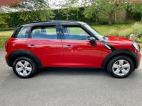 USED 2014 64 MINI COUNTRYMAN 1.6 COOPER 5d 122 BHP Low Mileage And ULEZ Compliant Automatic. Only 1 Former Owner And Full Service History !!