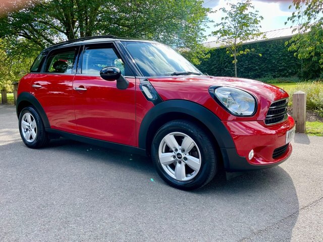 2014 64 MINI Countryman 1.6 COOPER 5d 122 BHP