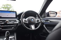 USED 2021 21 BMW 5 SERIES 2.0 520D XDRIVE M SPORT TOURING MHEV 5d 188 BHP M SPORT+ / COMFORT & TECH PACK