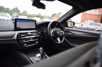 USED 2021 21 BMW 5 SERIES 2.0 520D XDRIVE M SPORT TOURING MHEV 5d 188 BHP M SPORT+ / COMFORT & TECH PACK