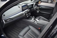 USED 2021 21 BMW 5 SERIES 2.0 520D XDRIVE M SPORT TOURING MHEV 5d 188 BHP M SPORT+ / COMFORT & TECH PACK