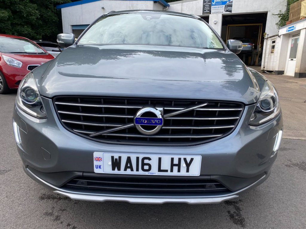 USED 2016 16 VOLVO XC60 2.4 D5 SE LUX NAV AWD 5d 217 BHP FULL SERVICE HISTORY