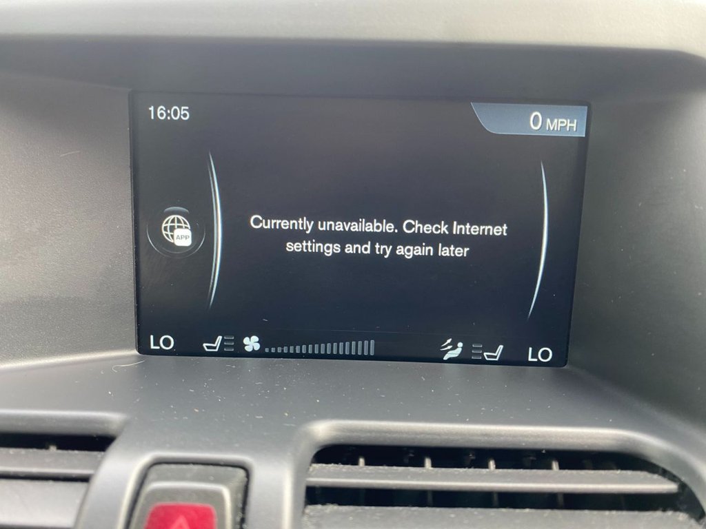 USED 2016 16 VOLVO XC60 2.4 D5 SE LUX NAV AWD 5d 217 BHP FULL SERVICE HISTORY