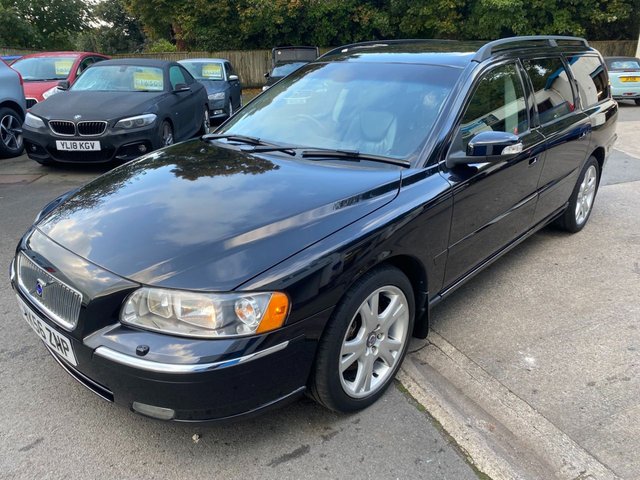 2006 56 Volvo V70 2.4 SE D5 5d 183 BHP