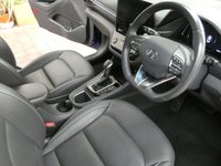 USED 2021 21 HYUNDAI IONIQ 1.6 PREMIUM SE MHEV 5d 140 BHP SAT NAV HEATED VENTILATED LEATHER INTERIOR REAR VIEW CAMERA PARKING SENSORS 1 OWNER SERVICE HISTORY HYUNDAI WARRANTY TILL MAY 2026