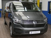 USED 2020 70 VOLKSWAGEN TRANSPORTER SHUTTLE 2.0 SHUTTLE SE TDI 5d 148 BHP LWB 8 SEATS SAT NAV REAR VIEW CAMERA CRUISE OCNTROL PARKING SENSORS AUTO FOLDING SIDE STEPS 1 OWNER EXCELLENT SERVICE HISTORY GENUINE LOW MILEAGE
