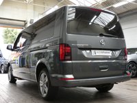 USED 2020 70 VOLKSWAGEN TRANSPORTER SHUTTLE 2.0 SHUTTLE SE TDI 5d 148 BHP LWB 8 SEATS SAT NAV REAR VIEW CAMERA CRUISE OCNTROL PARKING SENSORS AUTO FOLDING SIDE STEPS 1 OWNER EXCELLENT SERVICE HISTORY GENUINE LOW MILEAGE