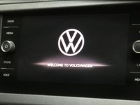 USED 2020 70 VOLKSWAGEN TRANSPORTER SHUTTLE 2.0 SHUTTLE SE TDI 5d 148 BHP LWB 8 SEATS SAT NAV REAR VIEW CAMERA CRUISE OCNTROL PARKING SENSORS AUTO FOLDING SIDE STEPS 1 OWNER EXCELLENT SERVICE HISTORY GENUINE LOW MILEAGE