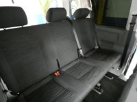 USED 2020 70 VOLKSWAGEN TRANSPORTER SHUTTLE 2.0 SHUTTLE SE TDI 5d 148 BHP LWB 8 SEATS SAT NAV REAR VIEW CAMERA CRUISE OCNTROL PARKING SENSORS AUTO FOLDING SIDE STEPS 1 OWNER EXCELLENT SERVICE HISTORY GENUINE LOW MILEAGE