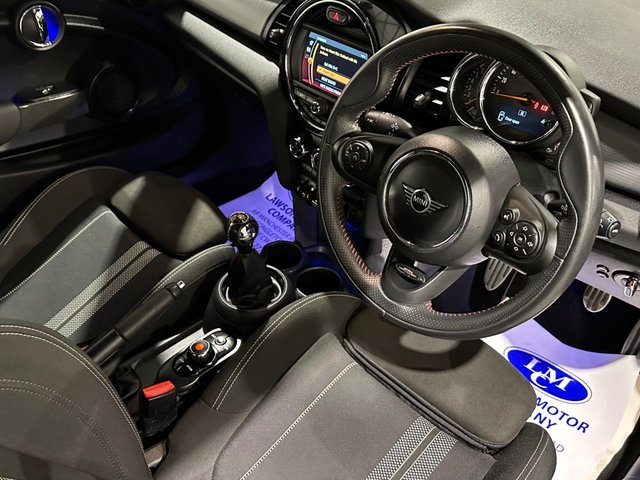 View our MINI HATCH COOPER